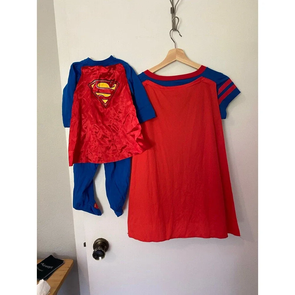 Mommy and Me costumes, superwomen and baby super man onesie and tee with capes